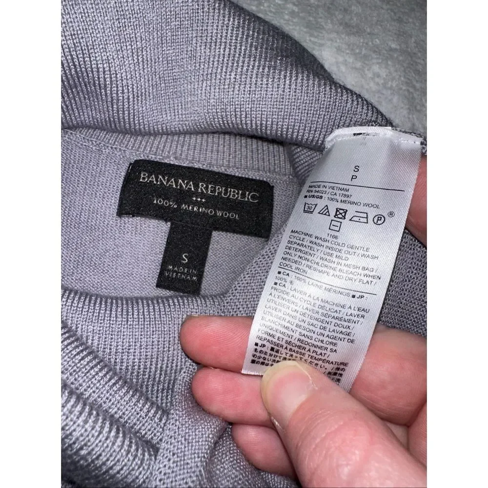 Banana Republic Small Merino Wool Turtleneck Long Sleeve Sweater Dusty Purple